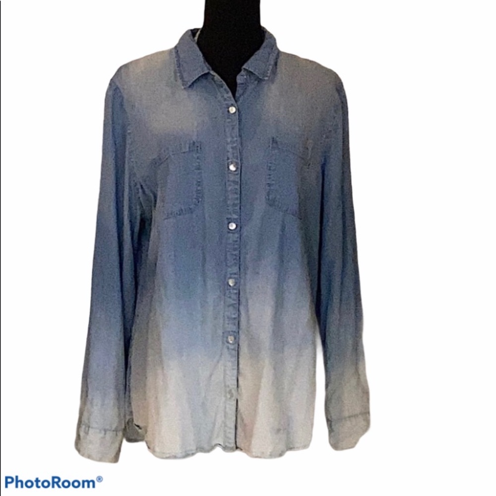 Button-up ombré chambray shirt, size XL